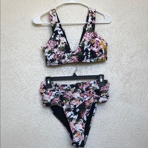 🌸 Floral print high waisted bikini